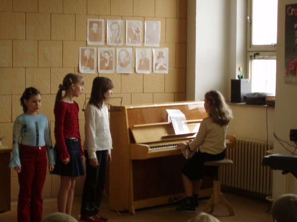 Velikonon besdka - 1. stupe