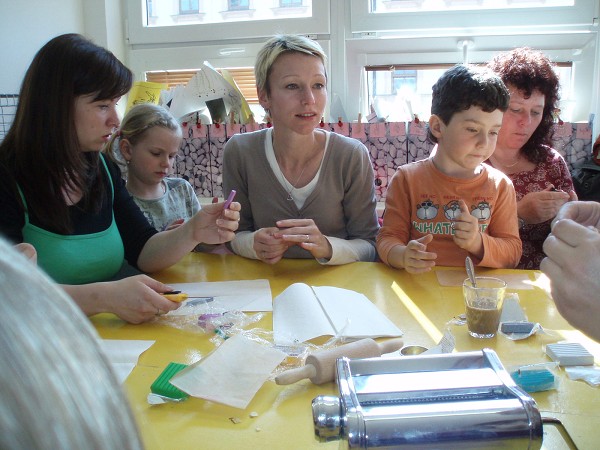 Kreativní odpoledne s fimem ve školní družině